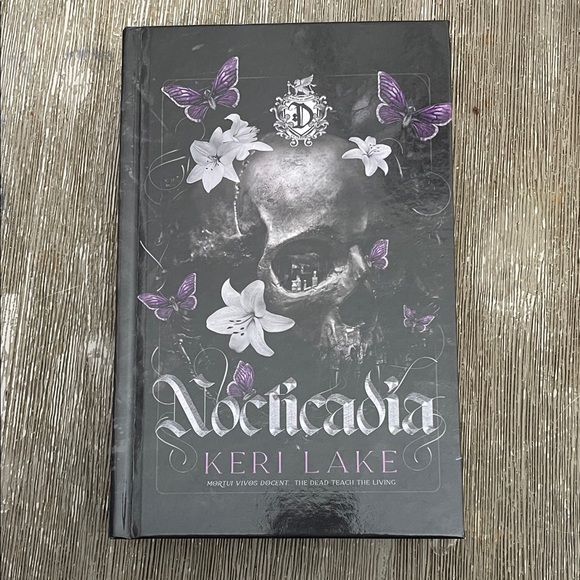 Sold - Pango - Picture 2 of 10